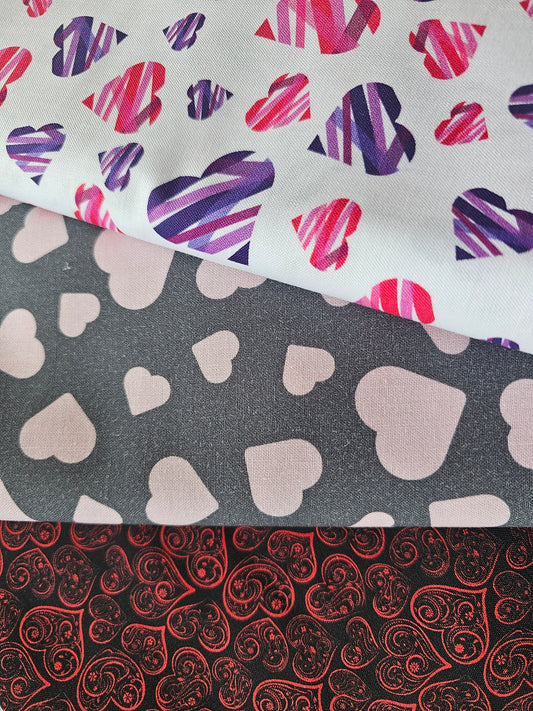 Foulard de toilettage ST-VALENTIN - motifs variés ***RABAIS 50 et +***