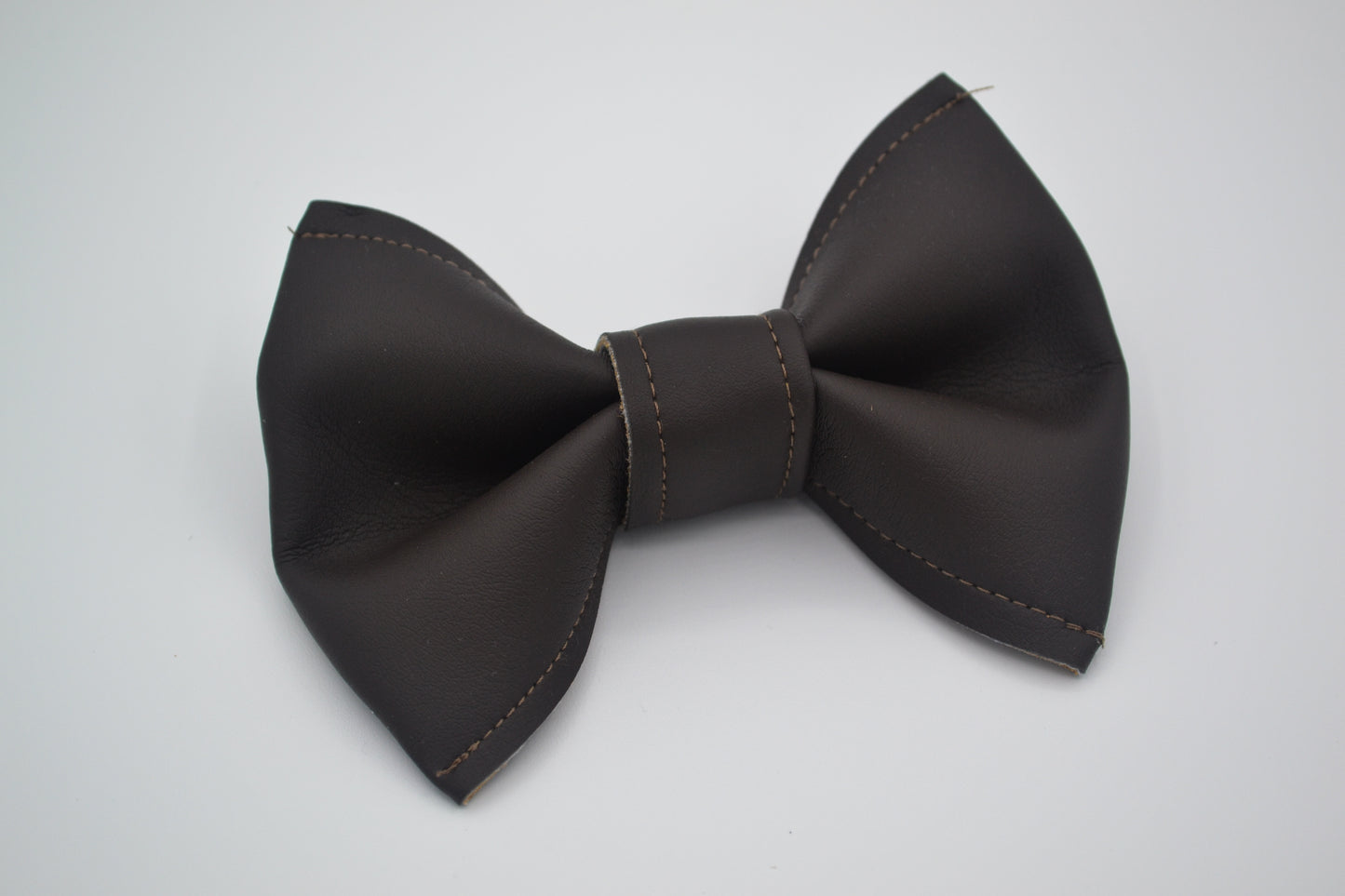Boucle en cuirette - BRUNE