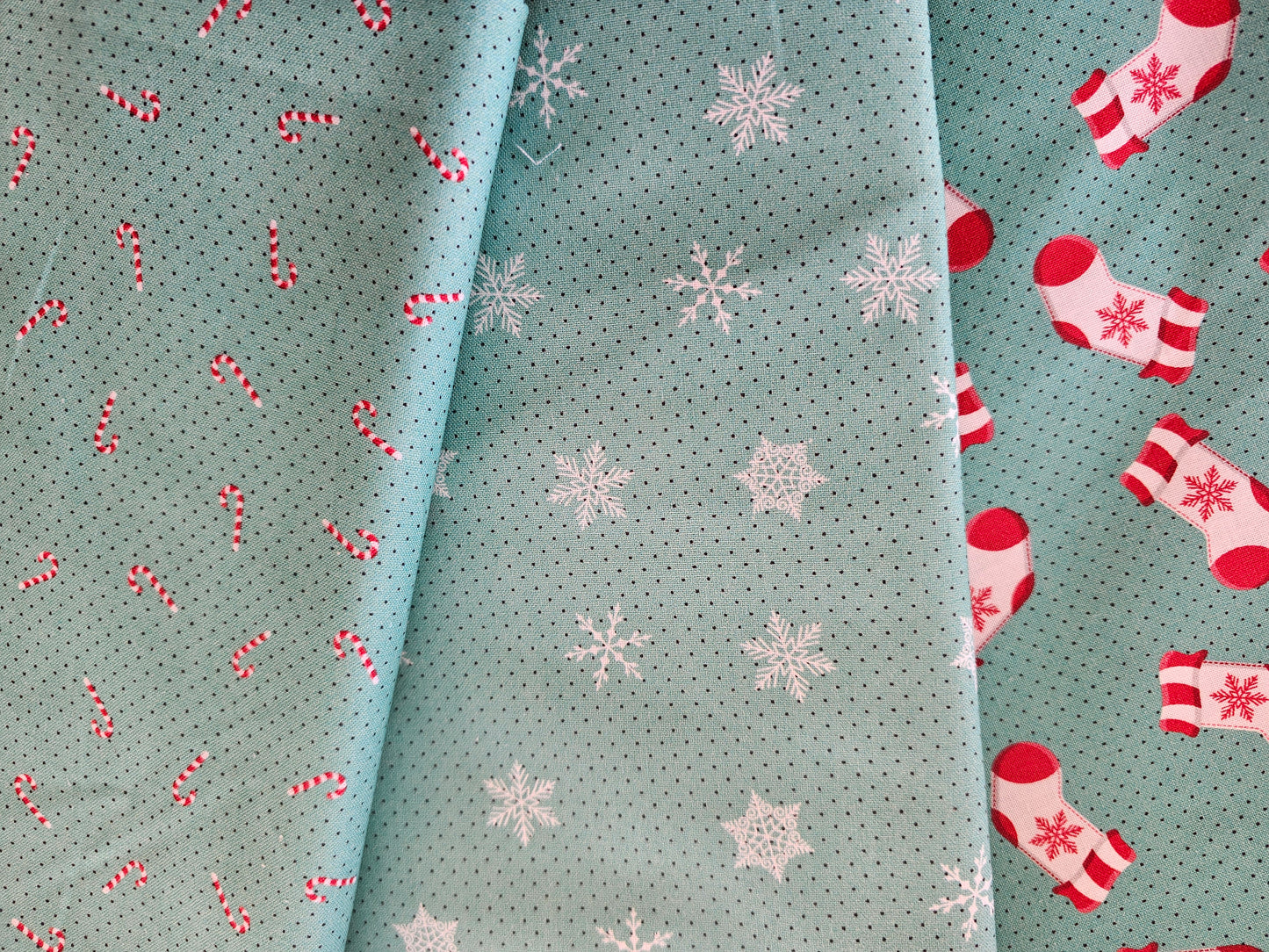 Foulard de toilettage - motifs NOËL/HIVER variés ***RABAIS 50 et +***
