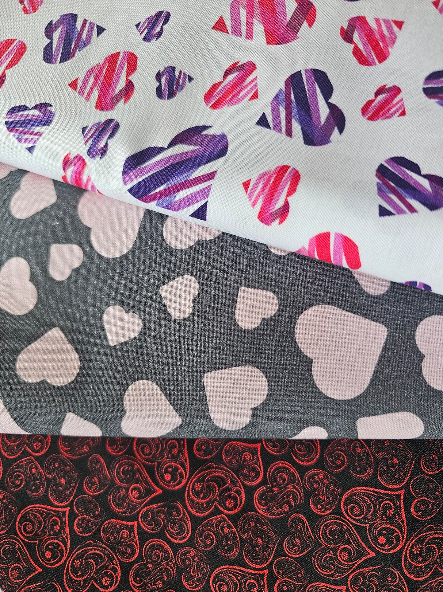 Foulard de toilettage ST-VALENTIN - motifs variés ***RABAIS 50 et +***