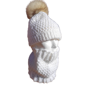 Ensemble tuque et cache-cou pour humain