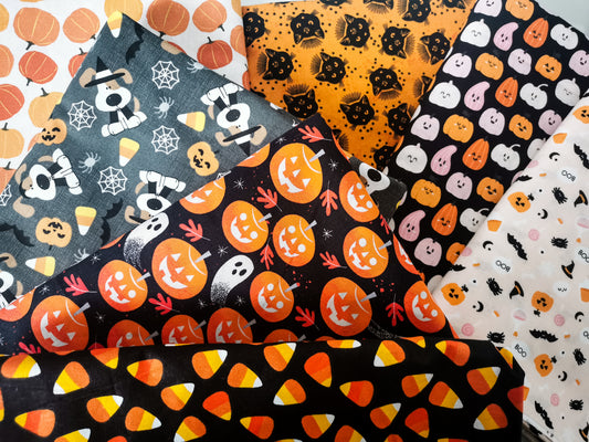Foulard de toilettage - motifs HALLOWEEN variés ***RABAIS 50 et +***