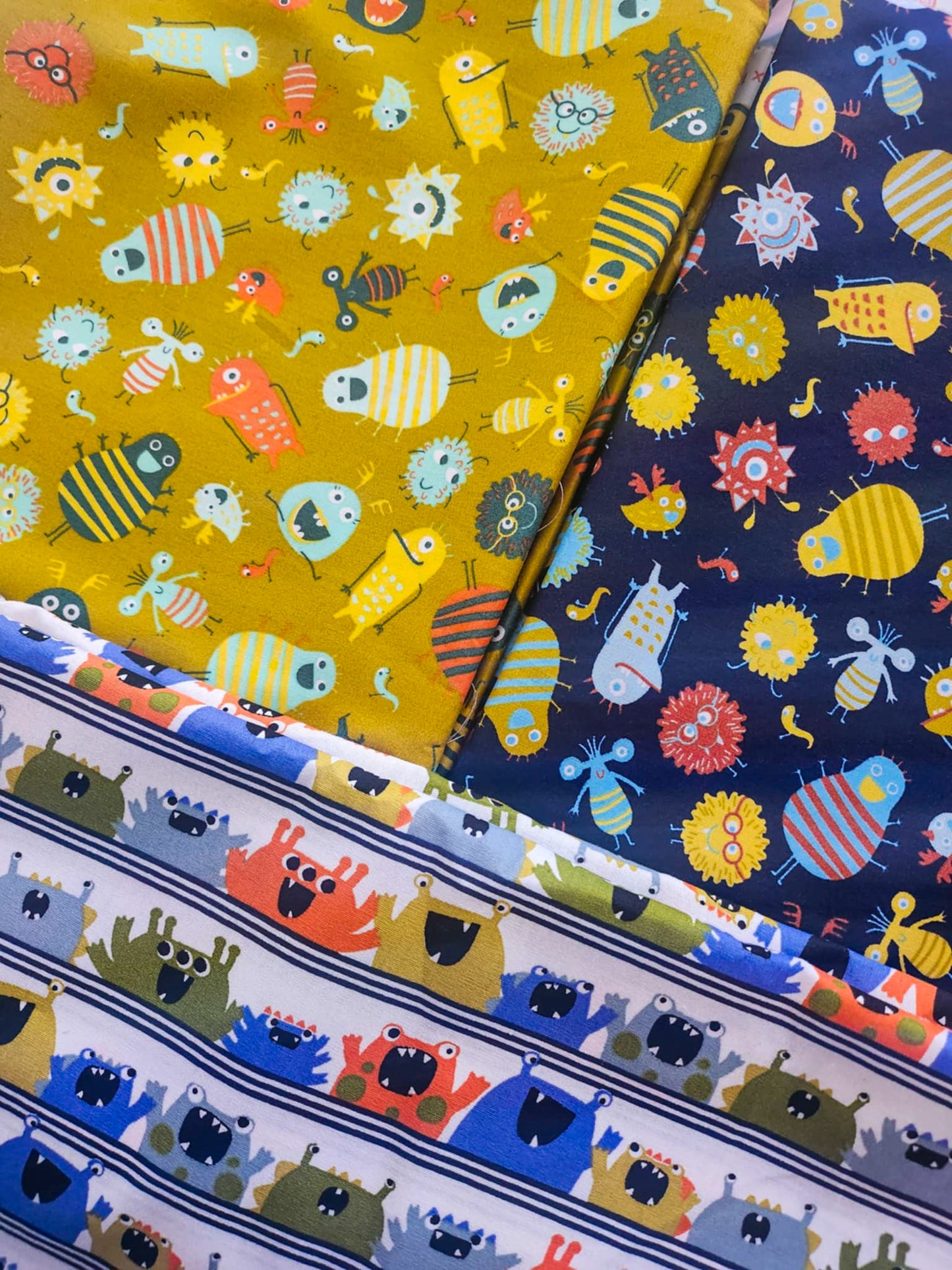 Foulard de toilettage - motifs variés ***RABAIS 50 et +***