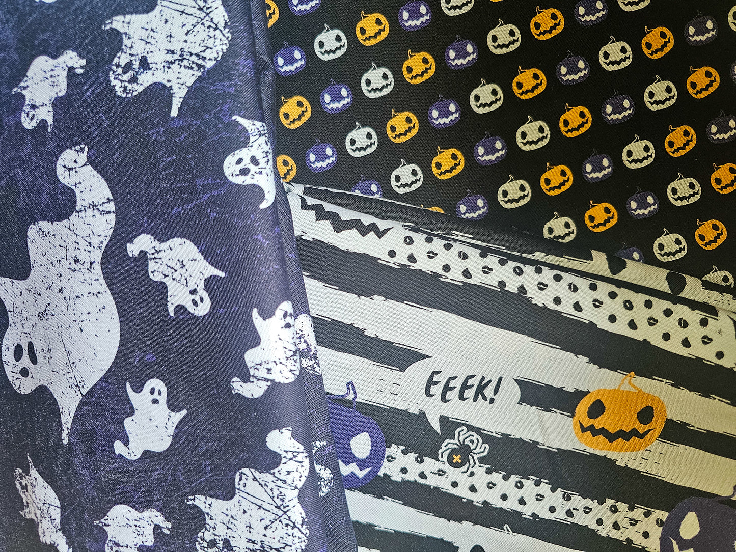 Foulard de toilettage - motifs HALLOWEEN variés ***RABAIS 50 et +***