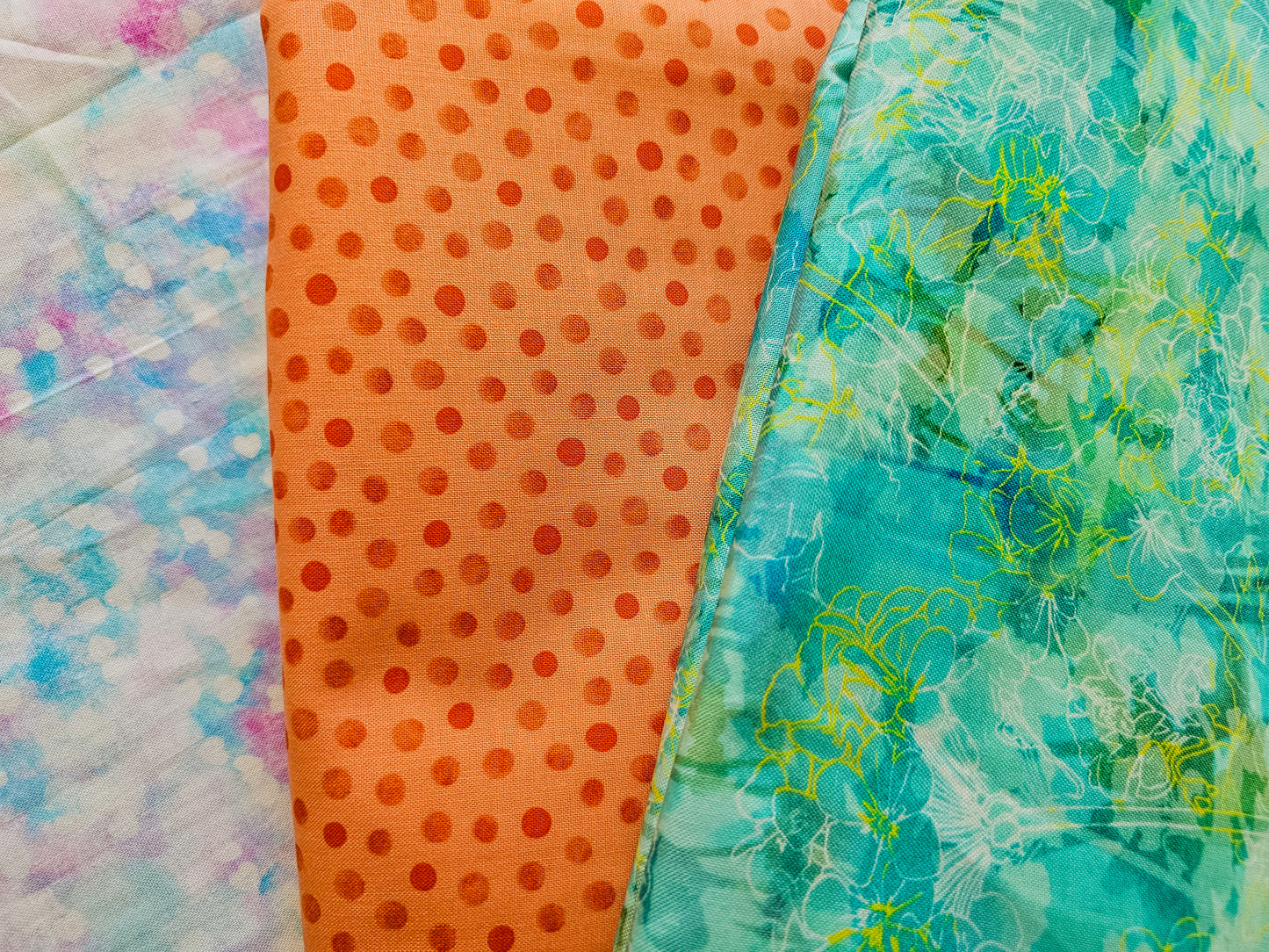 Foulard de toilettage - motifs variés ***RABAIS 50 et +***