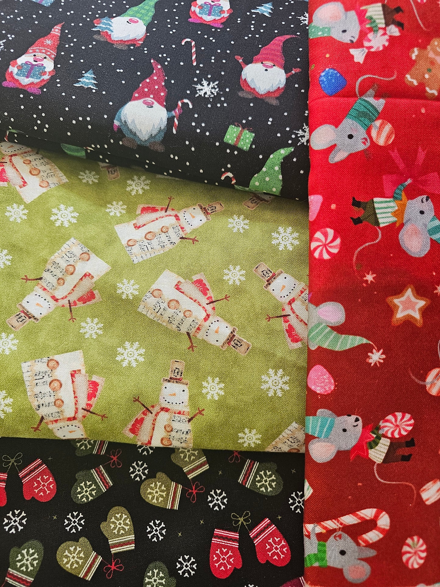 Foulard de toilettage - motifs NOËL/HIVER variés ***RABAIS 50 et +***